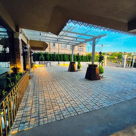 Hotel Acropolis Шиллонг Екстер'єр фото