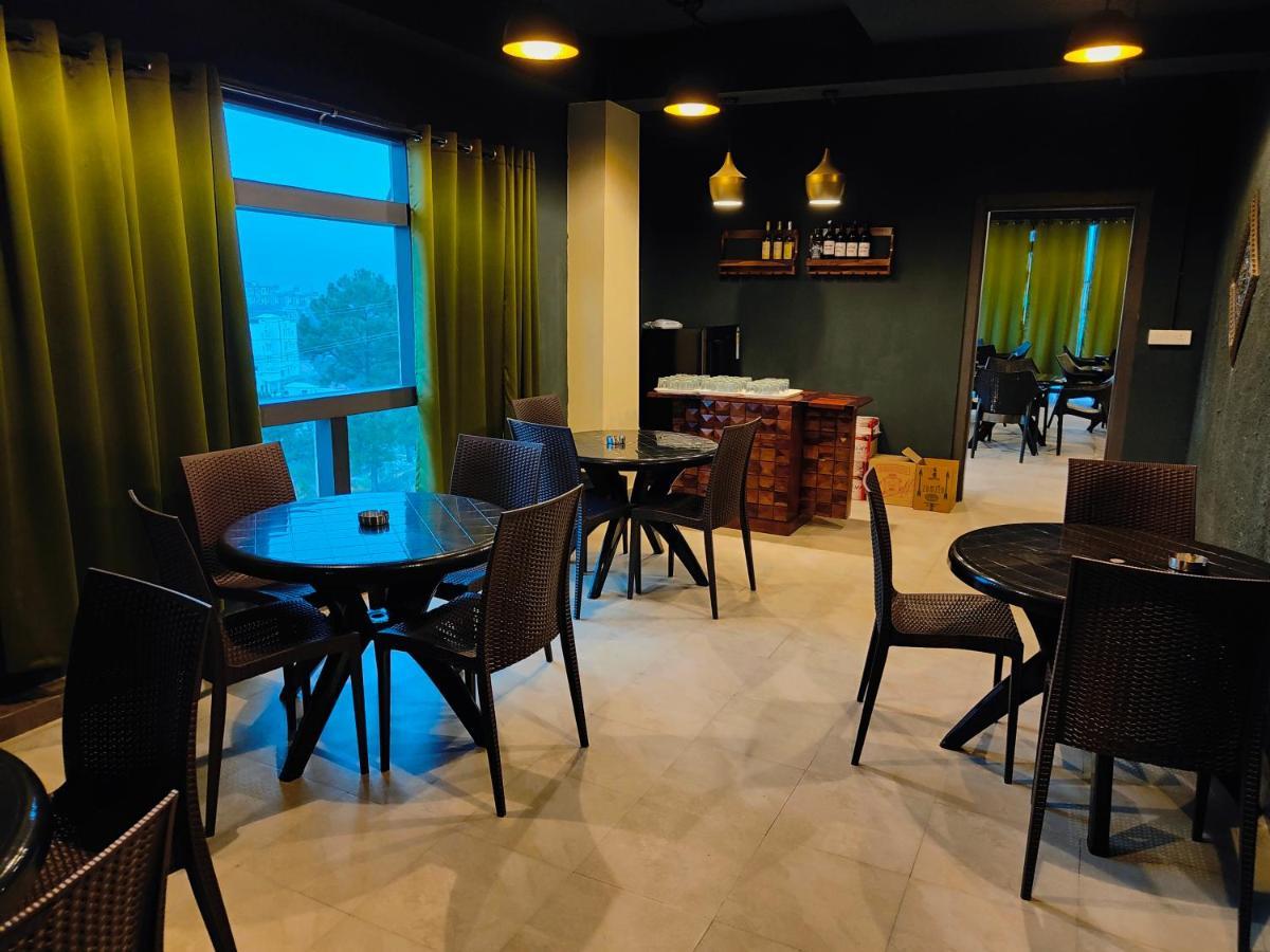 Hotel Acropolis Шиллонг Екстер'єр фото