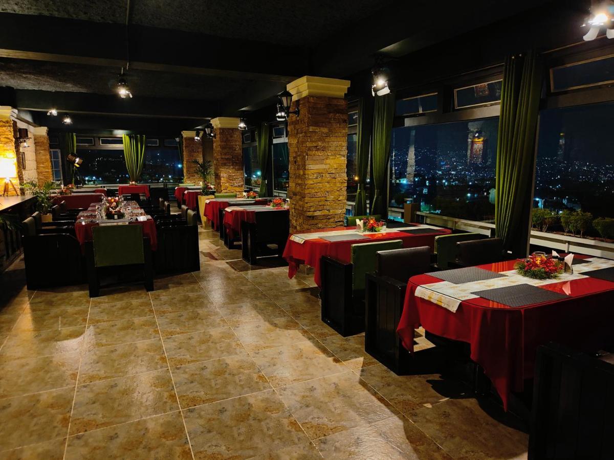 Hotel Acropolis Шиллонг Екстер'єр фото