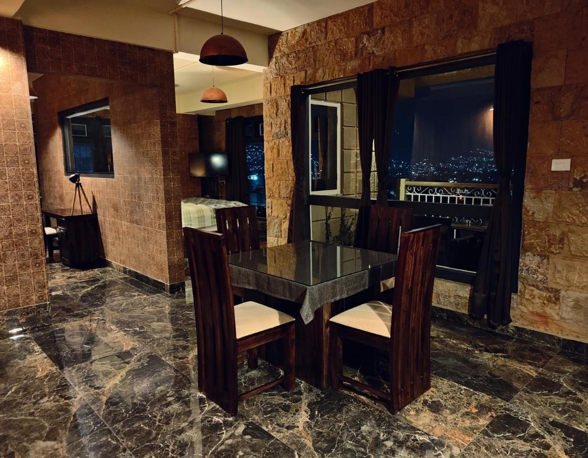 Hotel Acropolis Шиллонг Екстер'єр фото